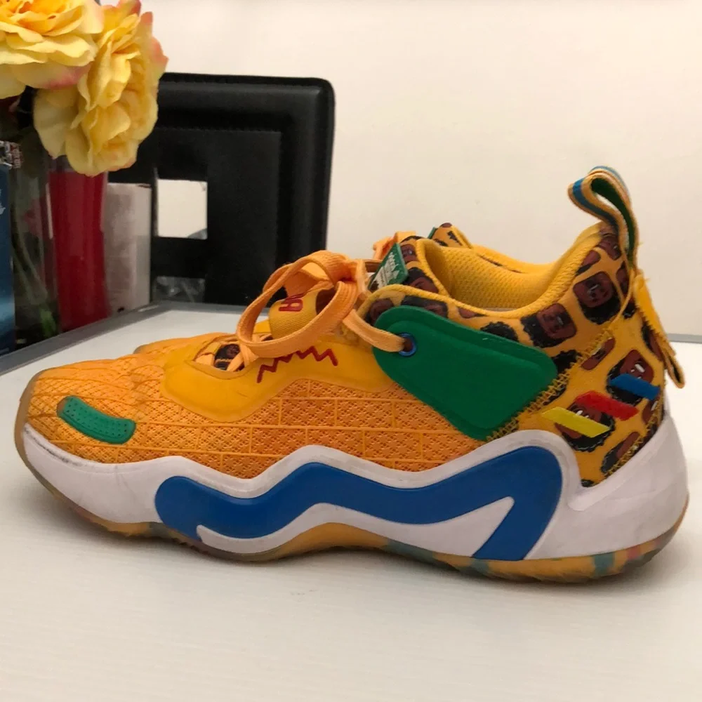 ADIDAS D.O.N ISSUE #3 LEGO MULTICOLOR RUNNING SNEAKERS MENS-BOYS SIZE 6